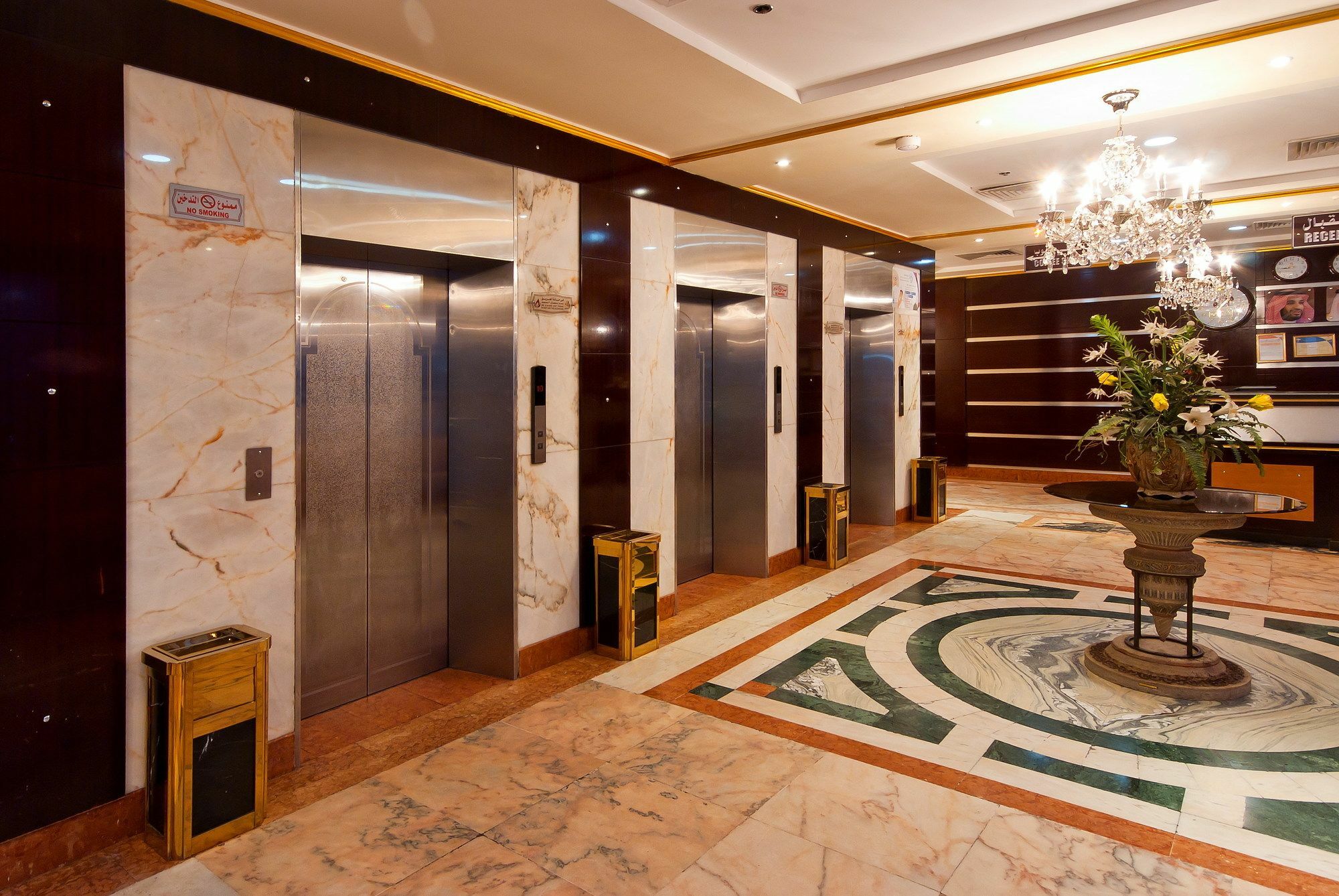 Diyar Al Salam Silver Hotel マディーナ エクステリア 写真
